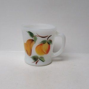 Anchor Hocking Fire King White Gay Fad Peach Pear 3 1/4 Inch Handled Mug, U.S.A.